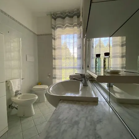 Marconi View דירה