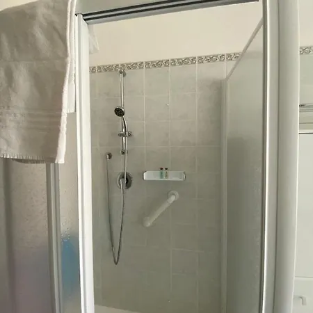 Marconi View דירה *